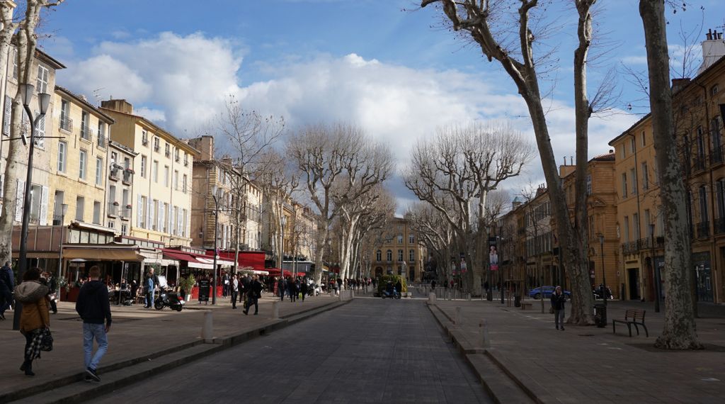 Cours Mirabeau, Aix-en-Provence, in winter lights