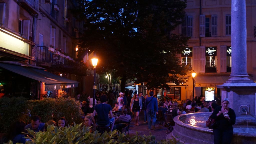 The old city of Aix-en-Provence at night