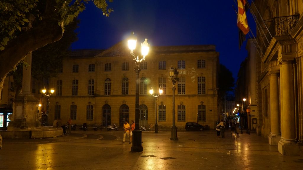 The old city of Aix-en-Provence at night...