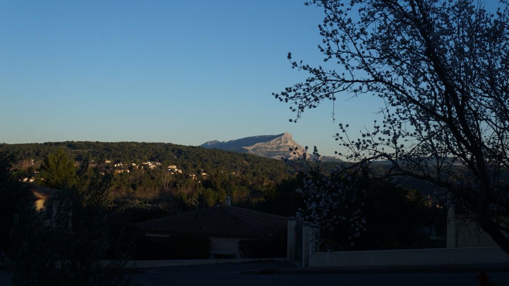 The Sainte Victoire with late afternoon lights in January