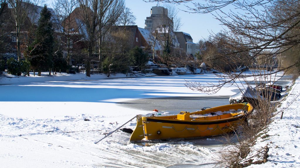 Reijnier Vinkelskade, Amsterdam, on a beautiful winter day