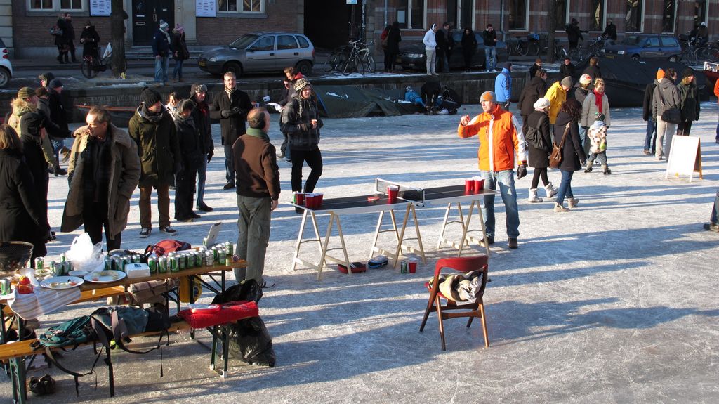 Incredible winter in Amsterdam... (Kloveniersburgwal)