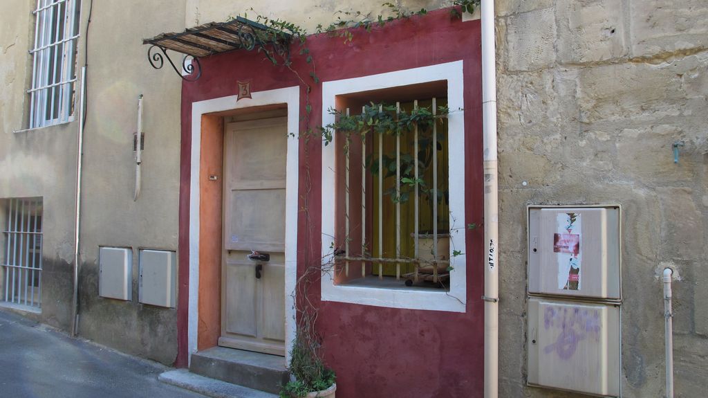 Arles