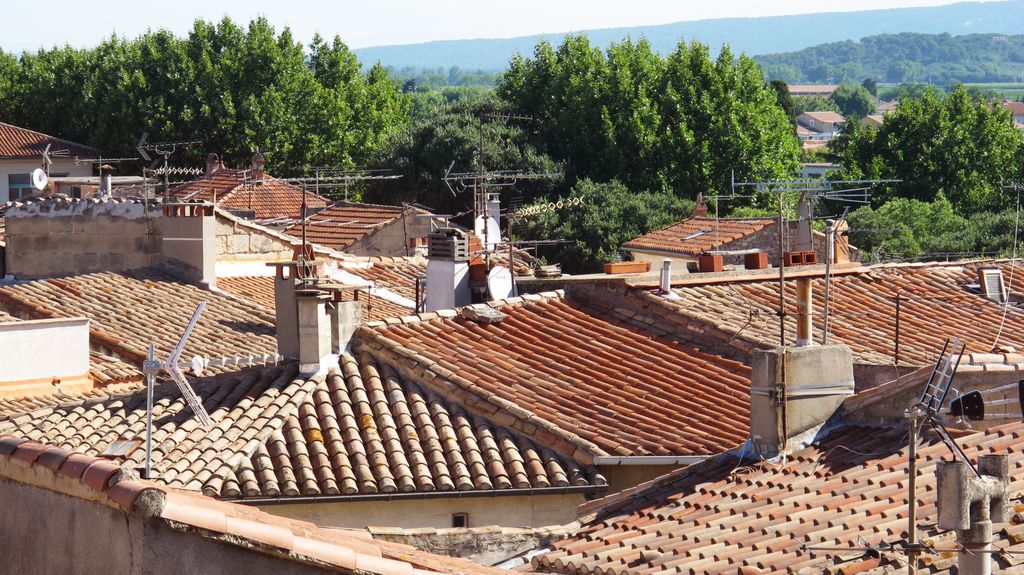 Arles