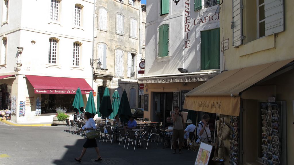 Arles