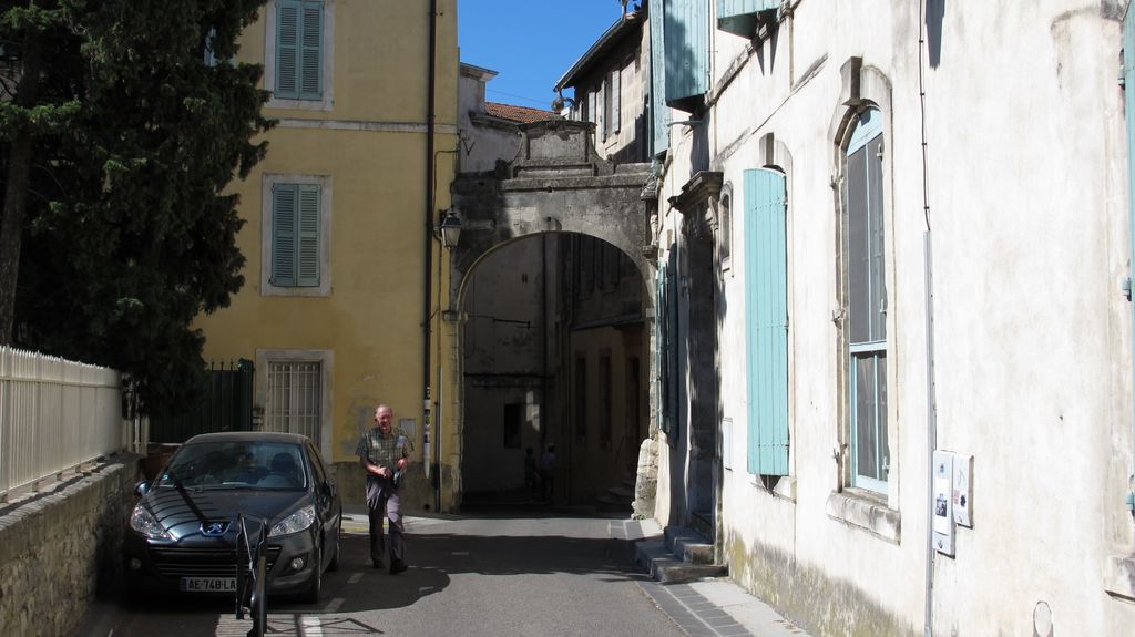 Arles