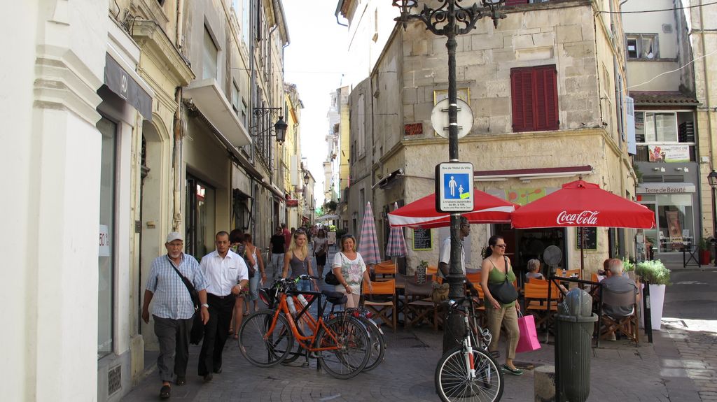 Arles