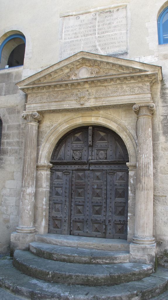 Arles