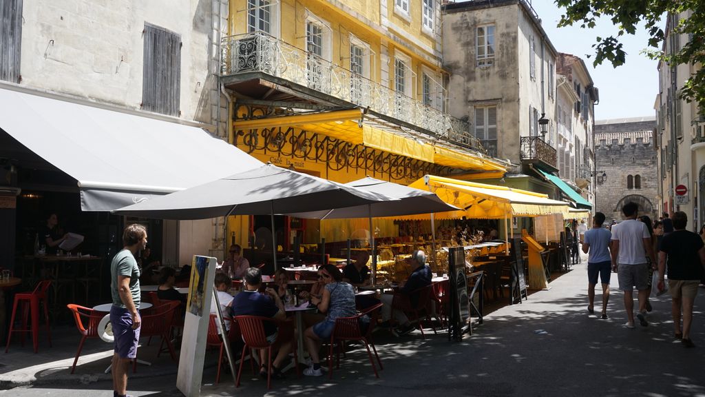 Place du Forum, Arles