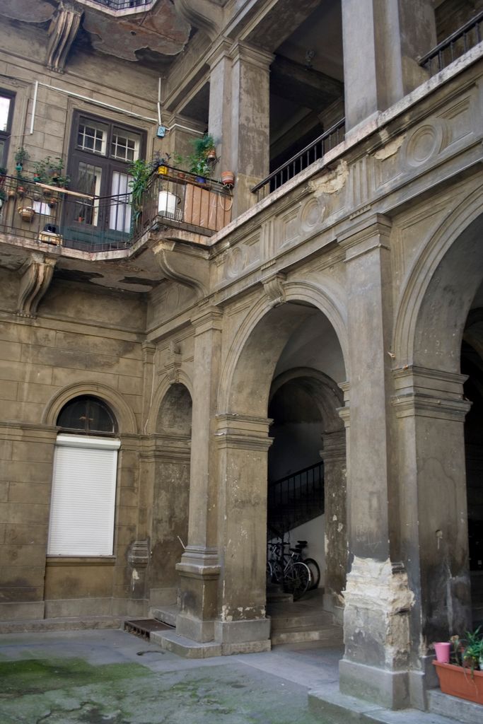 One of the sad sides of Budapest's centre: potentially beautiful palaces that have not been renovated since the War