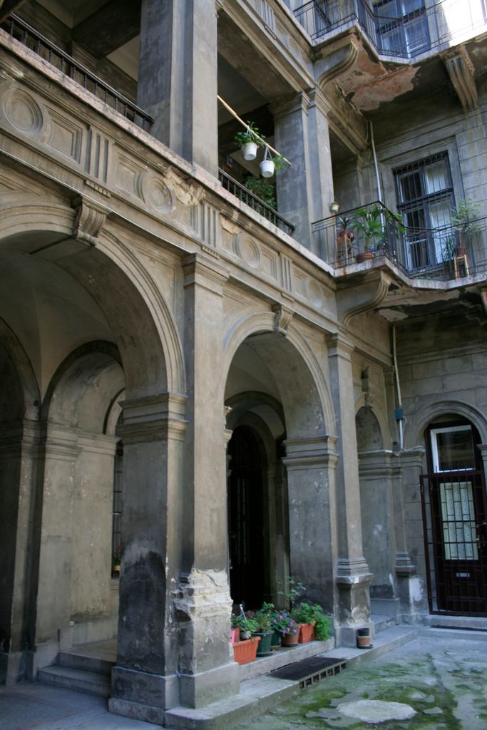 One of the sad sides of Budapest's centre: potentially beautiful palaces that have not been renovated since the War