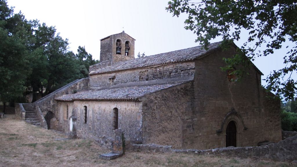 Vaugines, in the Lubéron mountain, Provence, France