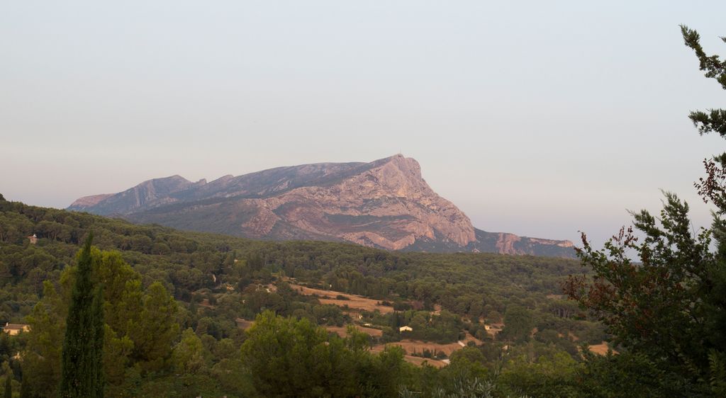 St. Victoire at (almost) sunset