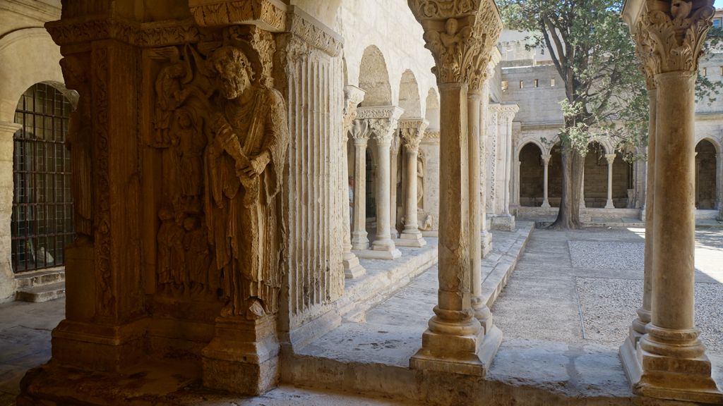 St. Trophime Monastery, Arles