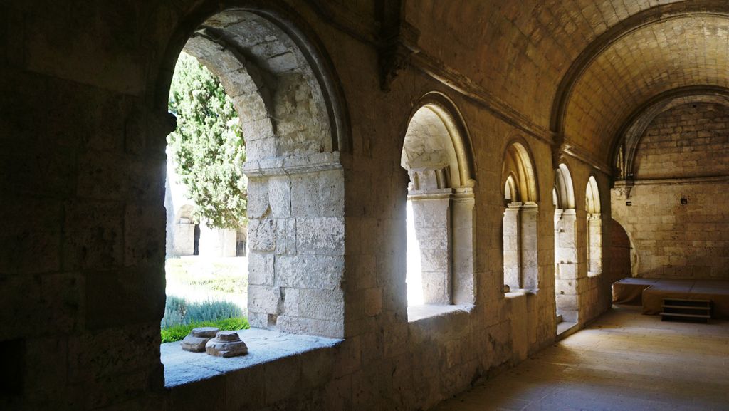 Silvacane Abbey, in La Roque-d'Anthéron, one of the three medieval Cistercian abbeys of Provence (alongside Sénanque and le Thoronet), also referred to as the “three sisters of Provence” (“les trois sœurs provençales“).