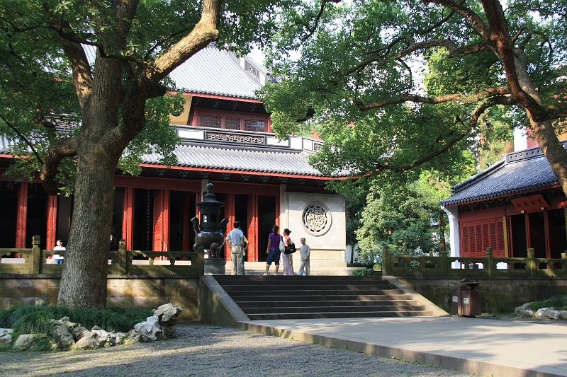 cimg_2033.jpg - Temple of General Yuefei, Hangzhou, China