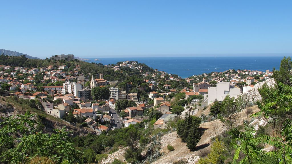 Marseille, going down towards the see from the Cathedral