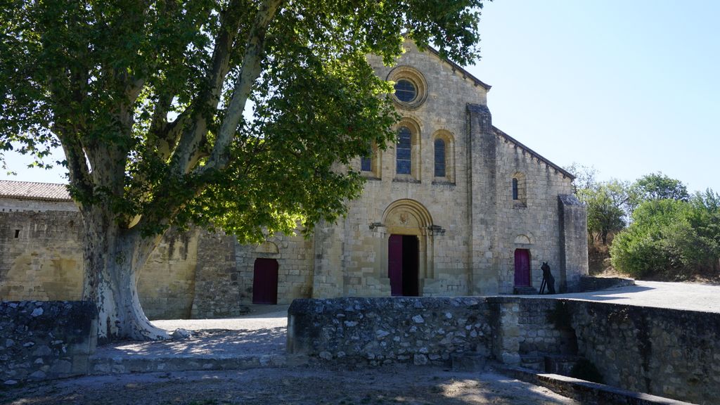 Silvacane Abbey, in La Roque-d'Anthéron, one of the three medieval Cistercian abbeys of Provence (alongside Sénanque and le Thoronet), also referred to as the “three sisters of Provence” (“les trois sœurs provençales“).