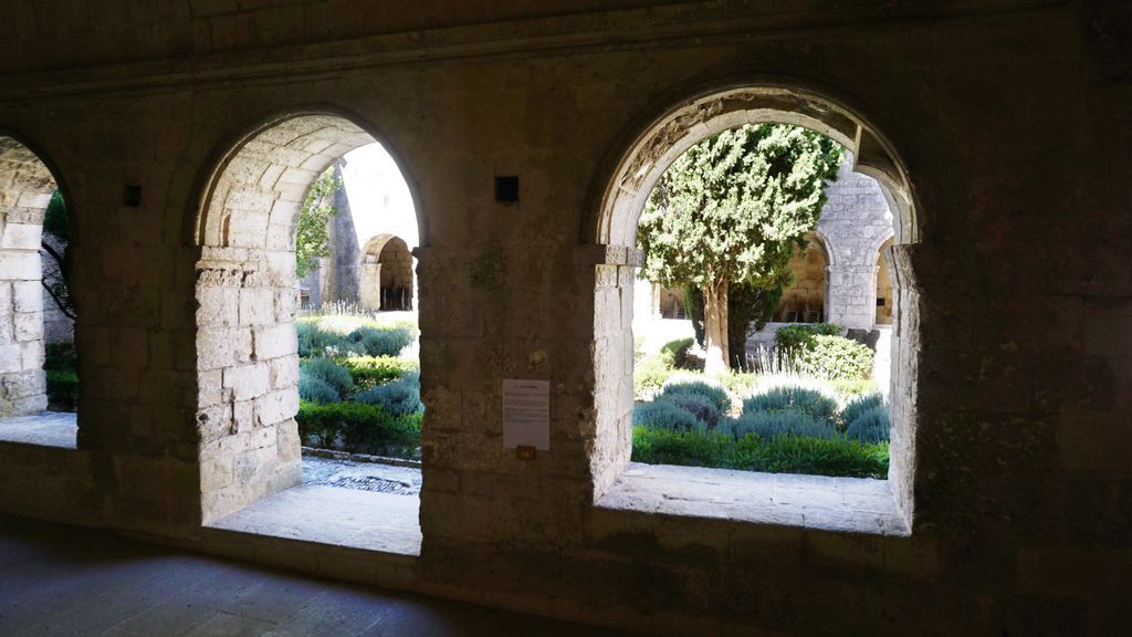 Silvacane Abbey, in La Roque-d'Anthéron, one of the three medieval Cistercian abbeys of Provence (alongside Sénanque and le Thoronet), also referred to as the “three sisters of Provence” (“les trois sœurs provençales“).