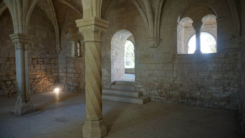 Silvacane Abbey, in La Roque-d'Anthéron, one of the three medieval Cistercian abbeys of Provence (alongside Sénanque and le Thoronet), also referred to as the “three sisters of Provence” (“les trois sœurs provençales“).