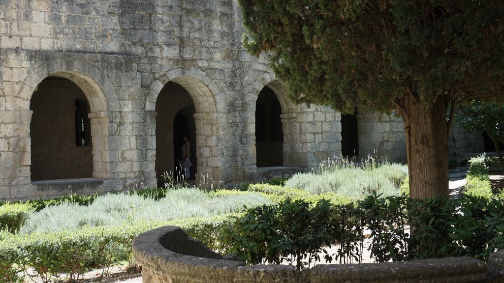 Silvacane Abbey, in La Roque-d'Anthéron, one of the three medieval Cistercian abbeys of Provence (alongside Sénanque and le Thoronet), also referred to as the “three sisters of Provence” (“les trois sœurs provençales“).