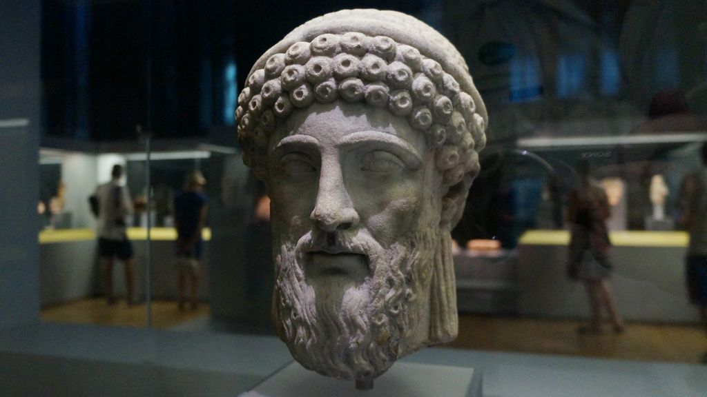 Head of Dionysos, Roman Empire, 2nd A.C. Collection of the Foundation Gandur pour l'Art (at a temporary exhibition at the MuCEM, in Marseille)