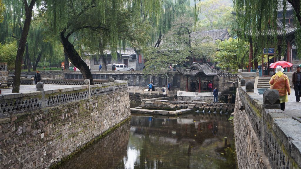 Jinci Park and Temple, Taiyuan. (It was founded about 1,400 years ago and expanded during the following centuries, resulting in a diverse collection of more than 100 sculptures, buildings, terraces, and bridges.)