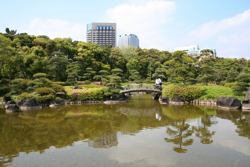 Small Japanese Garden in the middle of the modern Chiba