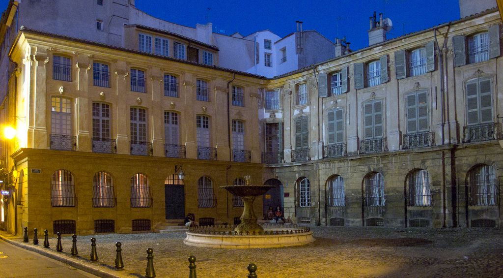 Aix-en-Provence, old city at night, place d'Albertas