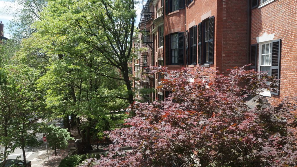 Mt Vermont Street, Beacon Hill, Boston