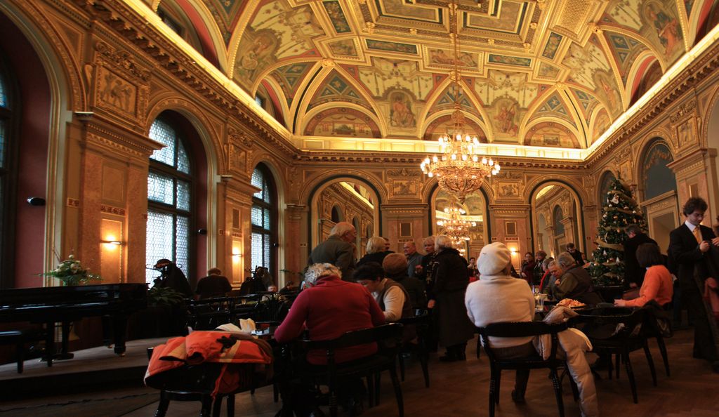 Budapest, café in an old, “art nouveau” building serving as a bookshop today. It used to be a department store called “Divatcsarnok”, or “Hall of fashion”