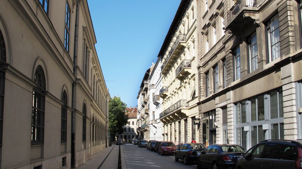 Budapest, Henszlmann utca