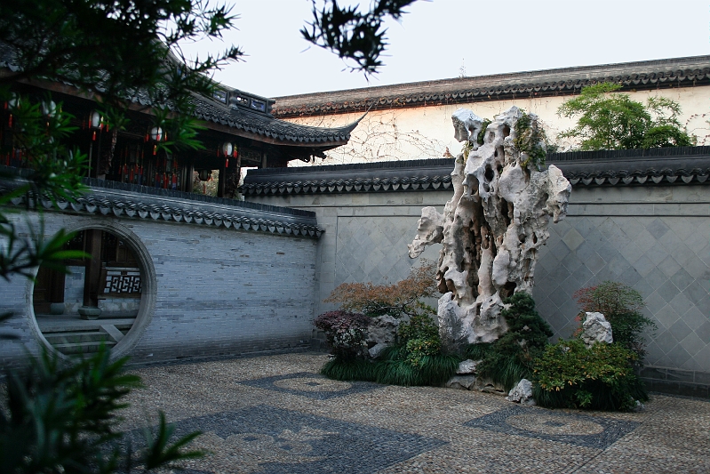 img_6145.jpg - Former residence of Hu Xueyan, Hangzhou, China