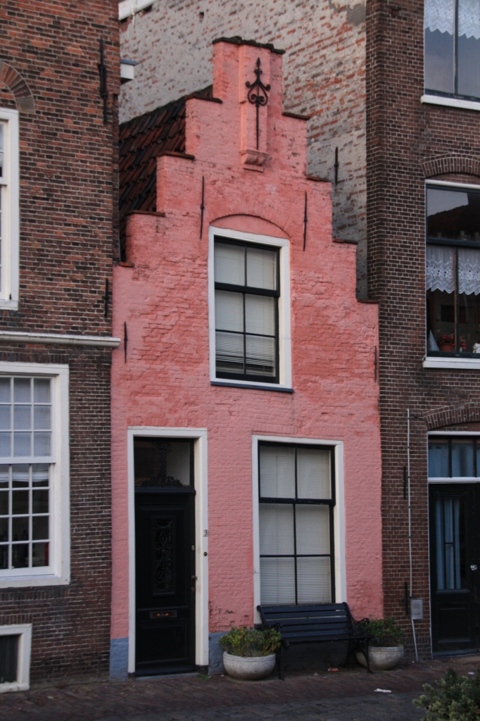 cimg_1077.jpg - Leiden, on Groenhazengracht