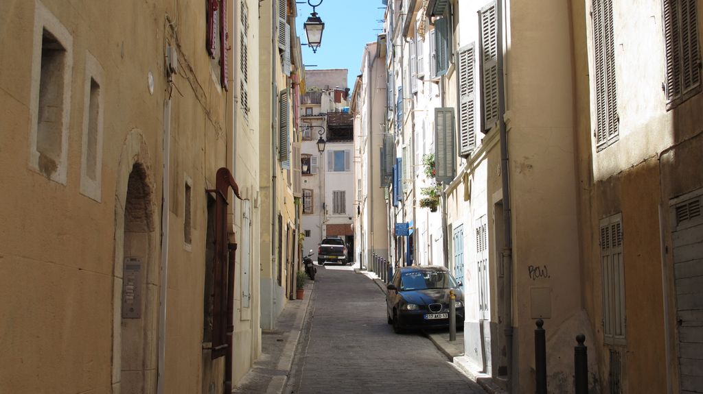 Small streets in the old area (