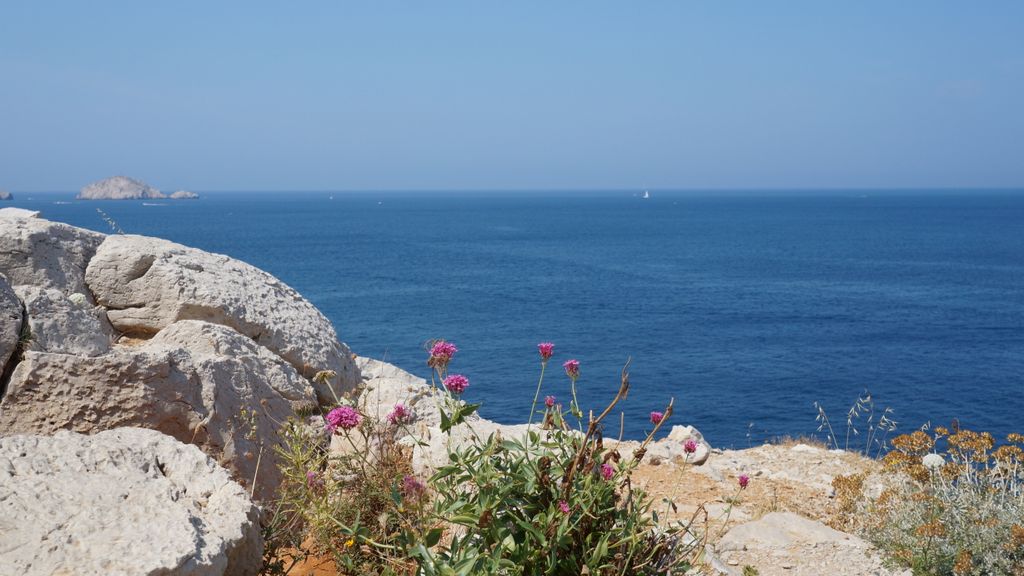 The seashore by la Madrague, a faraway suburb of Marseille
