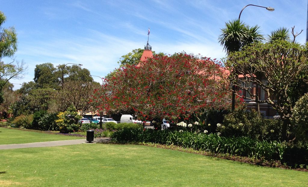 Supreme Court Gardens, Business Centre of Perth